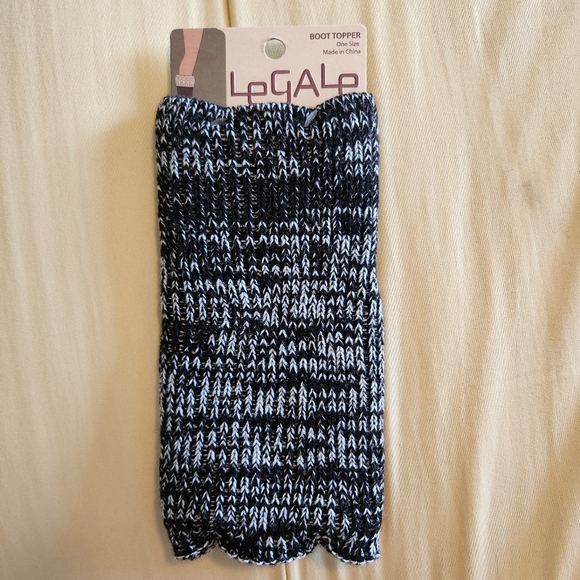 LeGale Boot Topper, One pair rugged wear,  black and white, 100 % Acrylic NEW - Picture 3 of 5